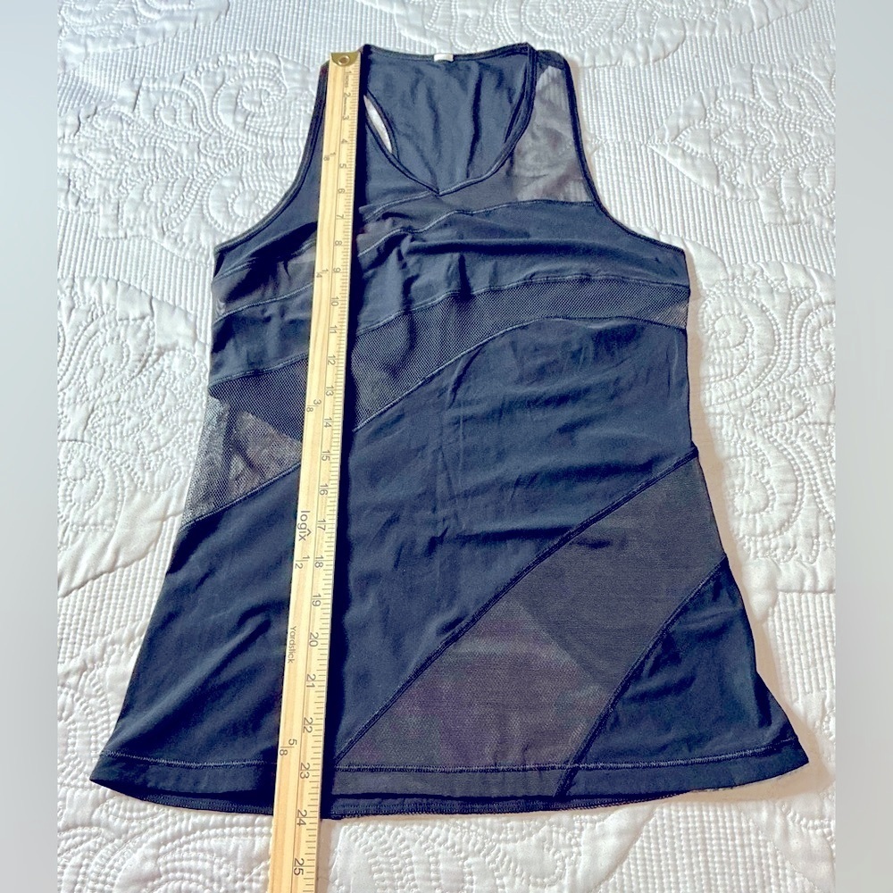 Lululemon Athletica tops black size 6 - Picture 4 of 5